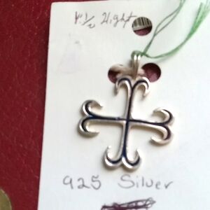 🌟🌷VINTAGE!/CELTIC CROSS PENDANT 💕